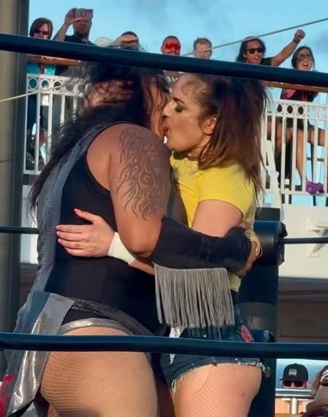 Leaked PHOTO – Nyla Rose and Thunder Rosa Locking Lips on The Jericho Cruise!
