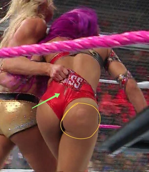 Charlotte Flair vs. Sasha Banks – A Battle for Legacy