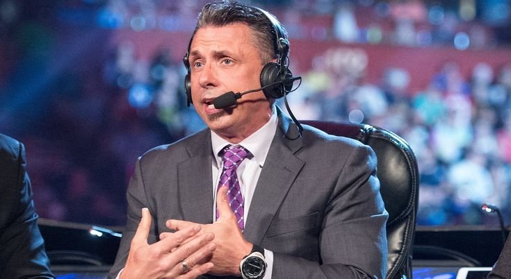 Michael Cole reveals top star suffered injury just off camera on SmackDown